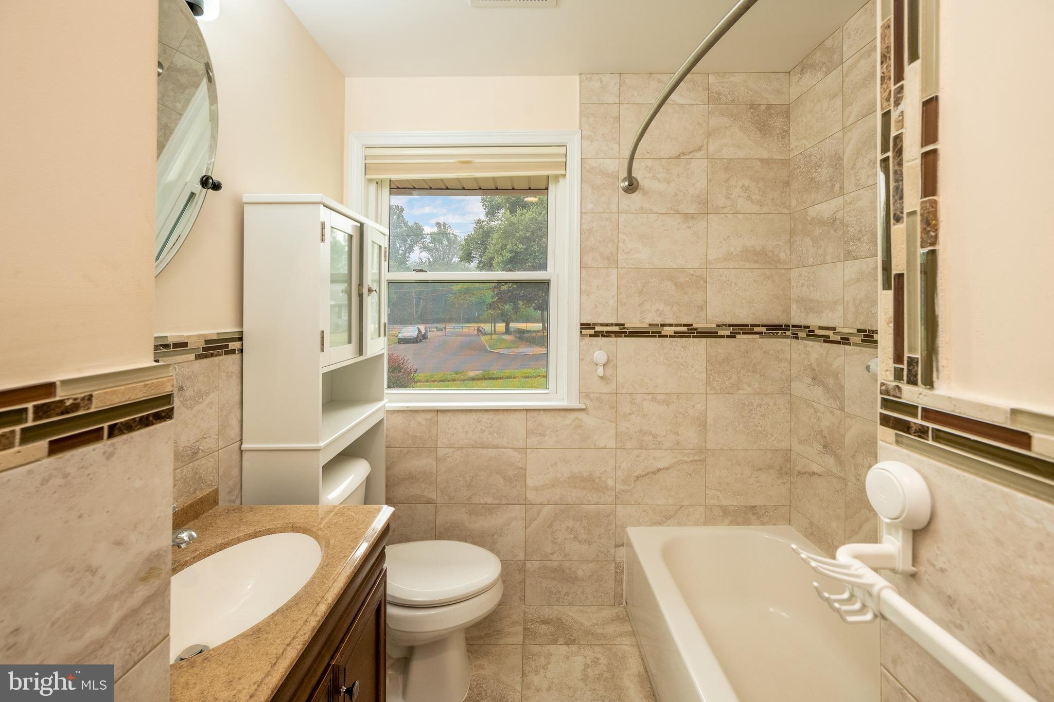 2526 Bellview Drive Bensalem, PA 19020 - Photo 14 of 28