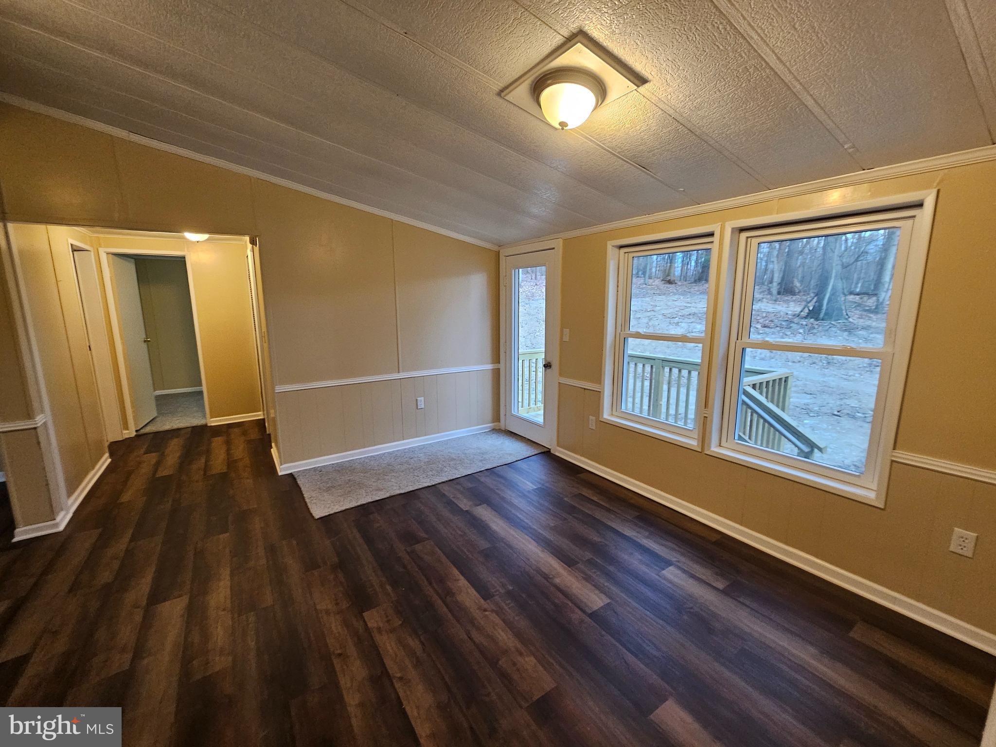 128 Wildcat Road Millerstown, PA 17062 - Photo 5 of 28