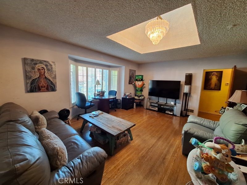 3560 Fairmeade Road Pasadena, CA 91107 - Photo 4 of 16