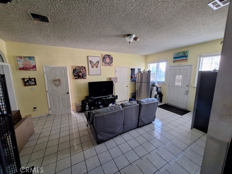 3560 Fairmeade Road Pasadena, CA 91107 - Photo 7 of 16