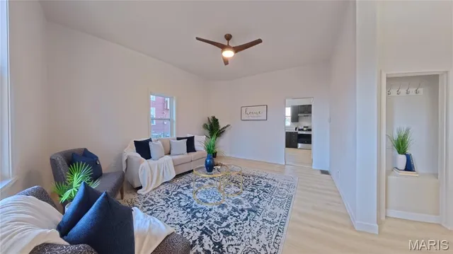 $189,900 | 223 North Pearl Street, Lebanon, IL 62254