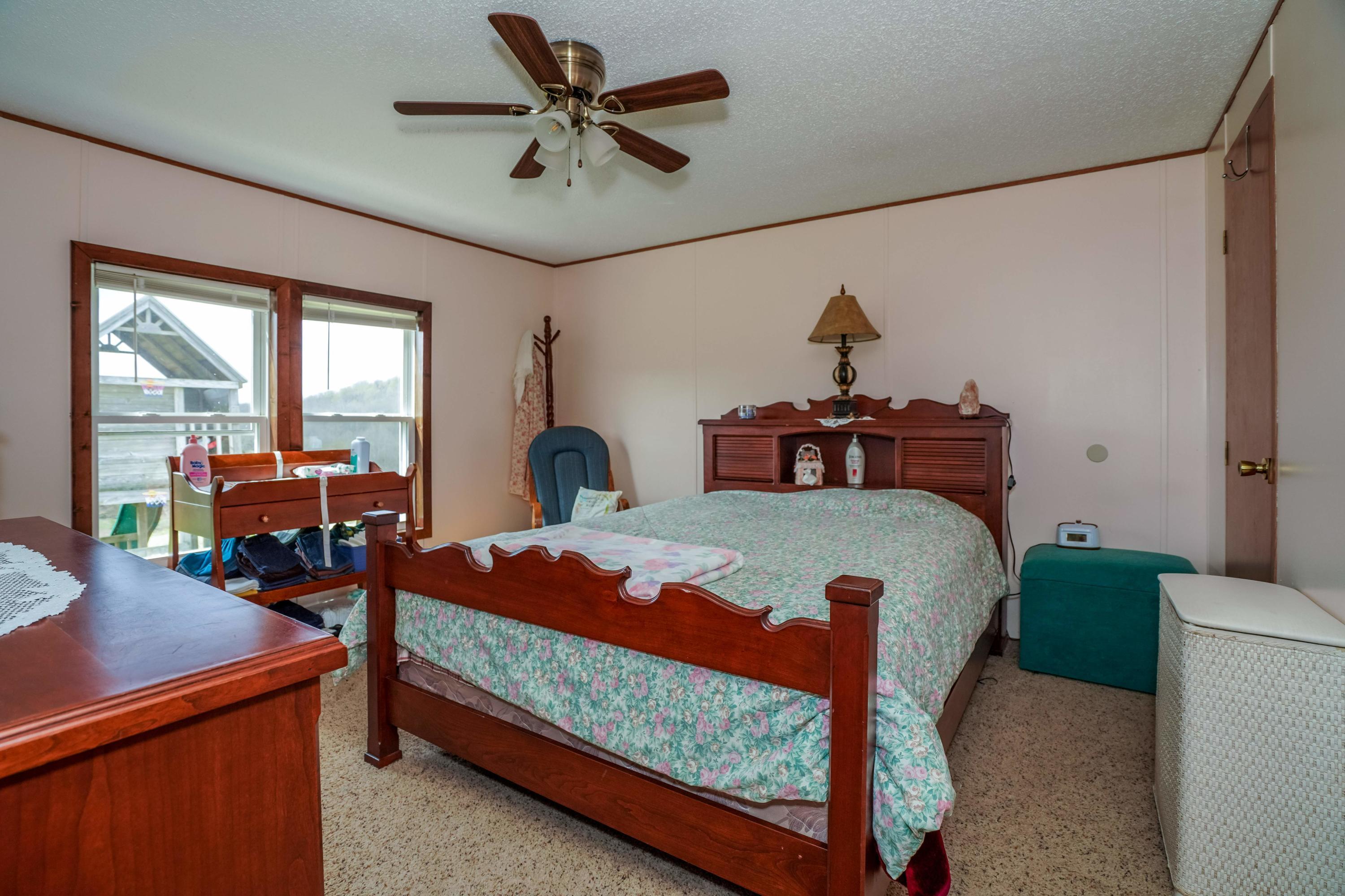 1015 Charlie Huffman Road Clarkson, KY 42726 - Photo 26 of 39 016-1015-16