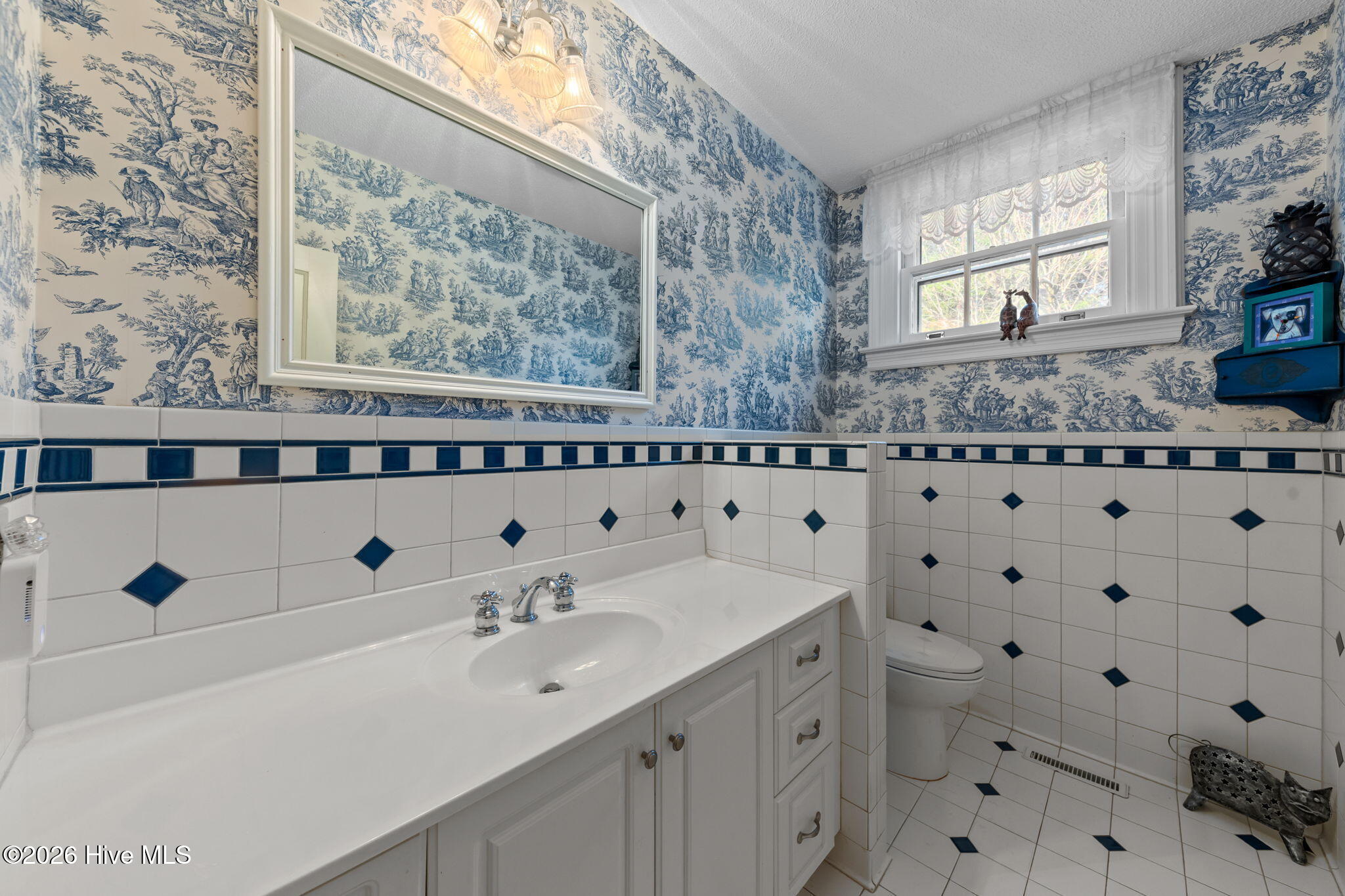 55 Linden Road Pinehurst, NC 28374 - Photo 21 of 68 Powder Room