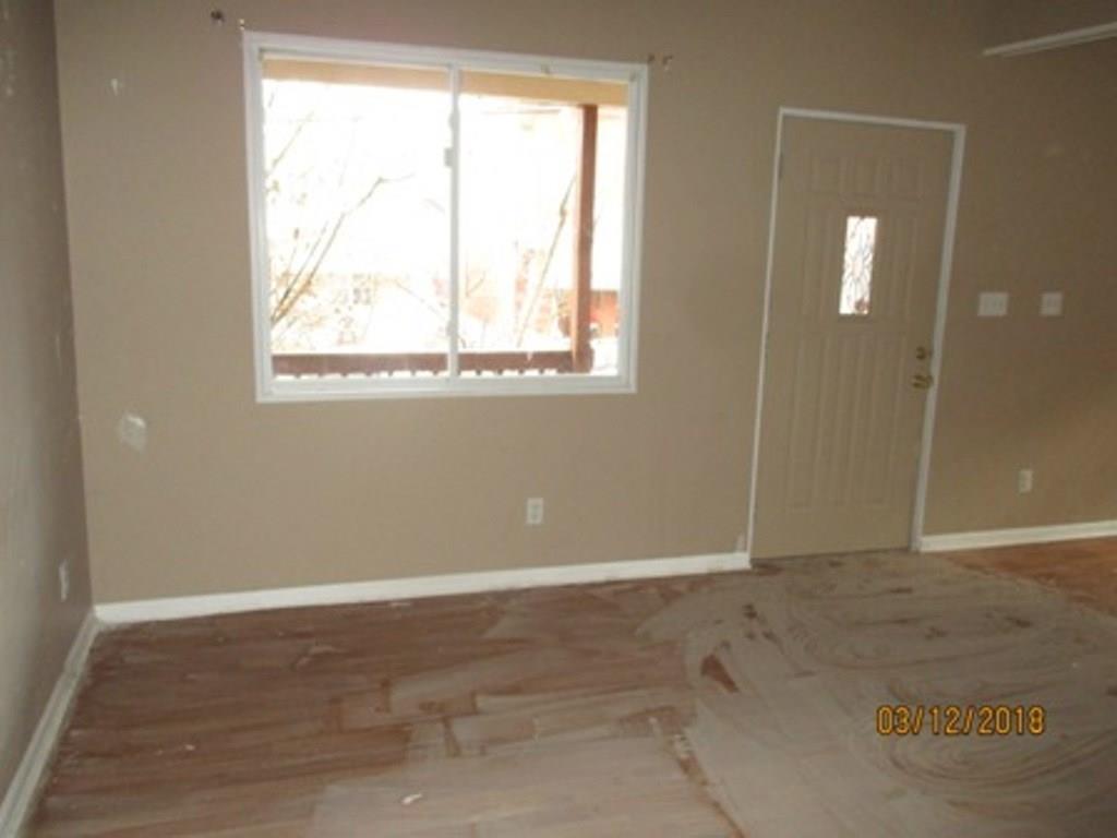 1144 12th Street McKees Rocks, PA 15136 - Photo 3 of 12