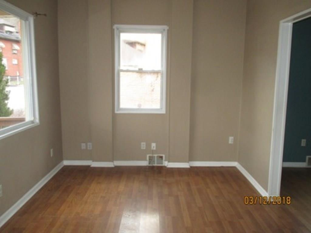 1144 12th Street McKees Rocks, PA 15136 - Photo 4 of 12