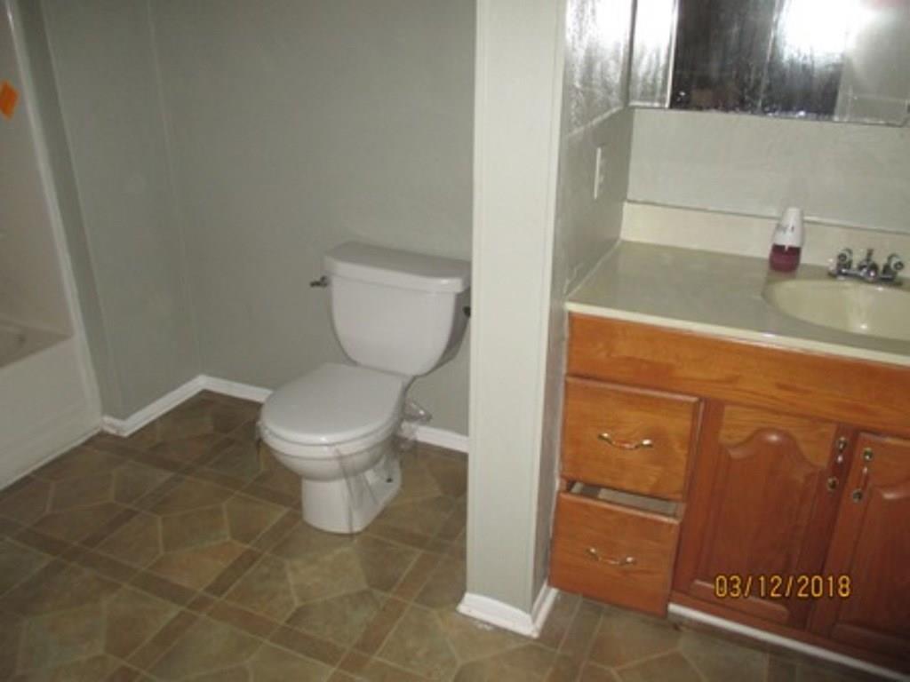 1144 12th Street McKees Rocks, PA 15136 - Photo 9 of 12