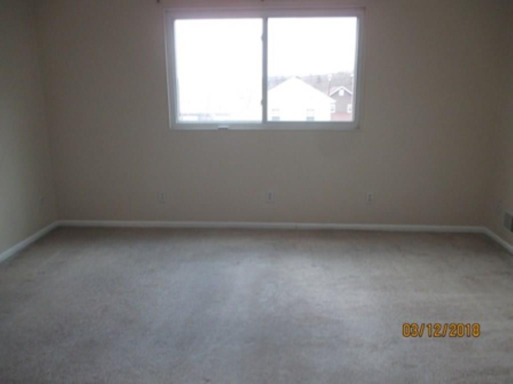 1144 12th Street McKees Rocks, PA 15136 - Photo 10 of 12