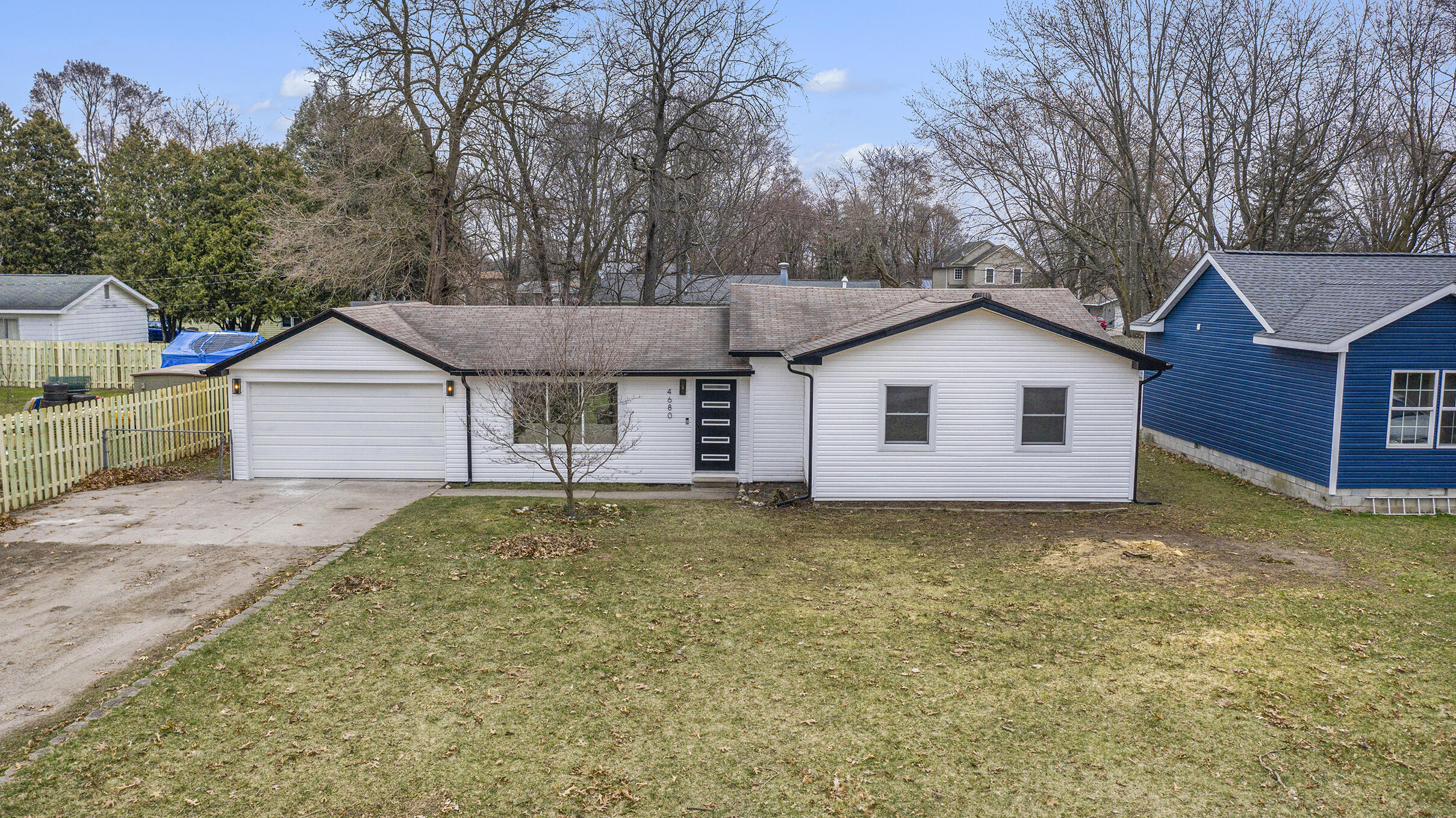 4680 Jerome Road Clarkston, MI 48346 - Photo 33 of 35 036_dji_0147