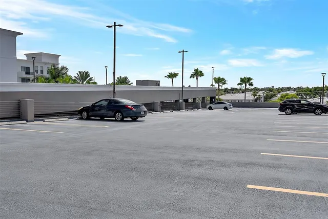 $2,800 | 2421 Northeast 65th Street, Unit 402, Fort Lauderdale, FL 33308