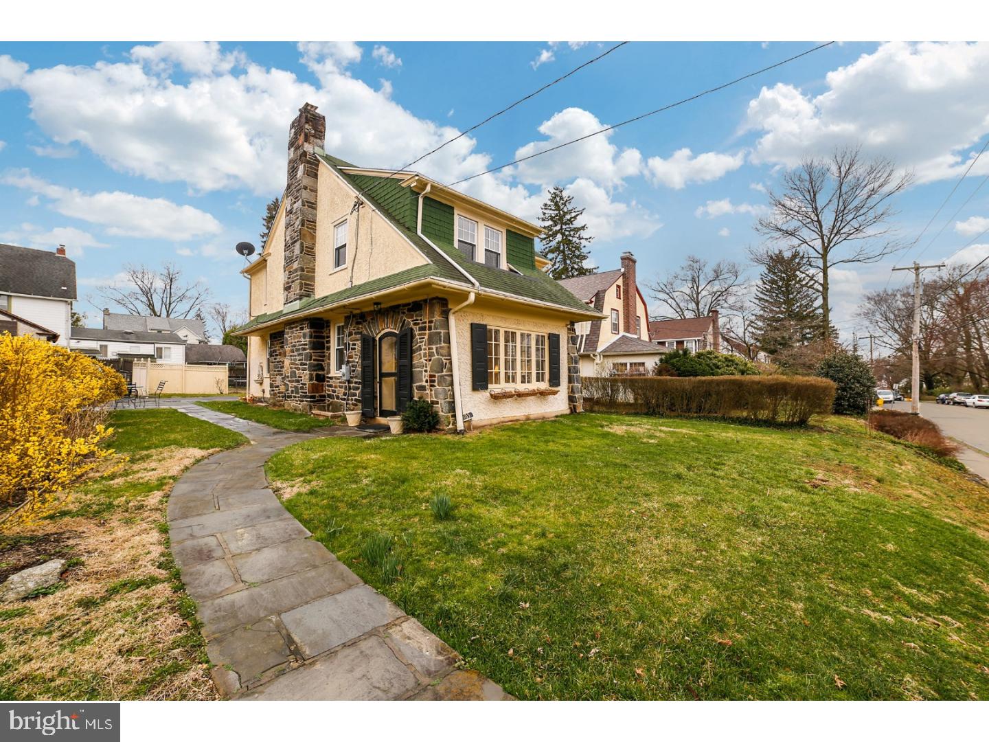 105 Simpson Road Ardmore, PA 19003 - Photo 1 of 25