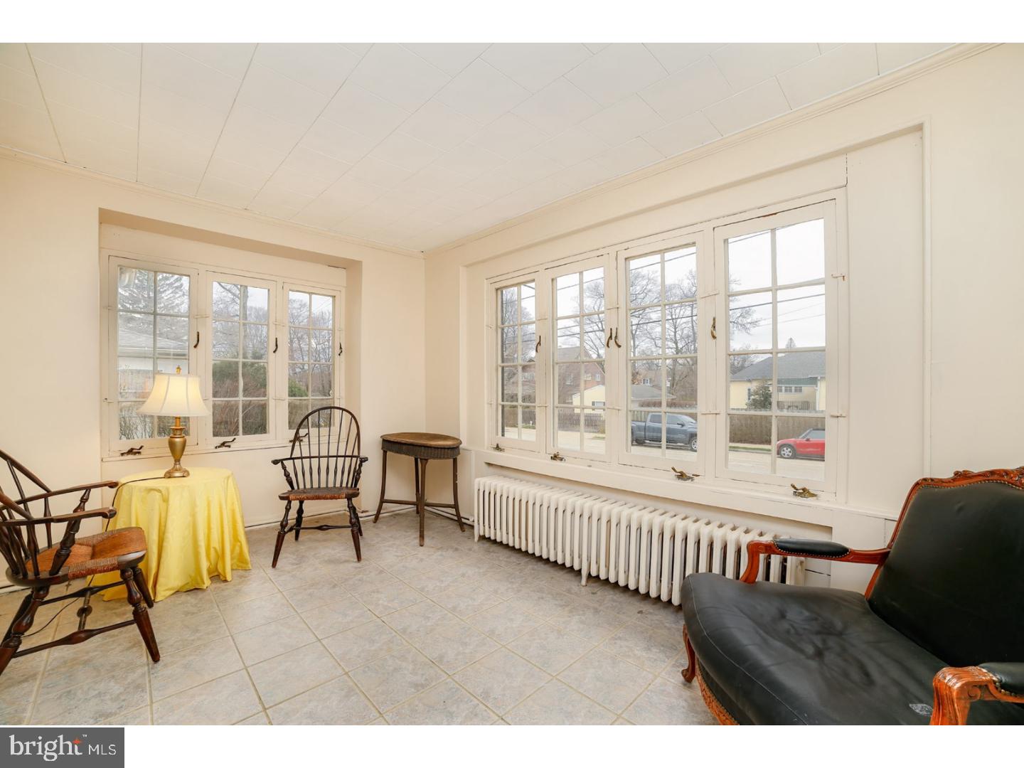 105 Simpson Road Ardmore, PA 19003 - Photo 3 of 25