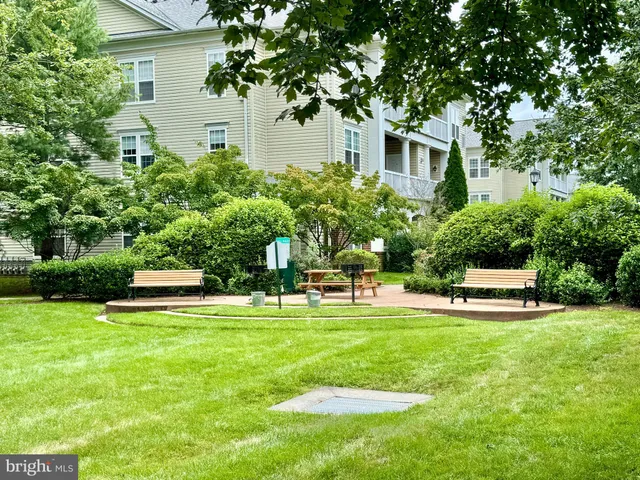 $1,900 | 22691 Blue Elder Terrace, Unit 204, Brambleton, VA 20148