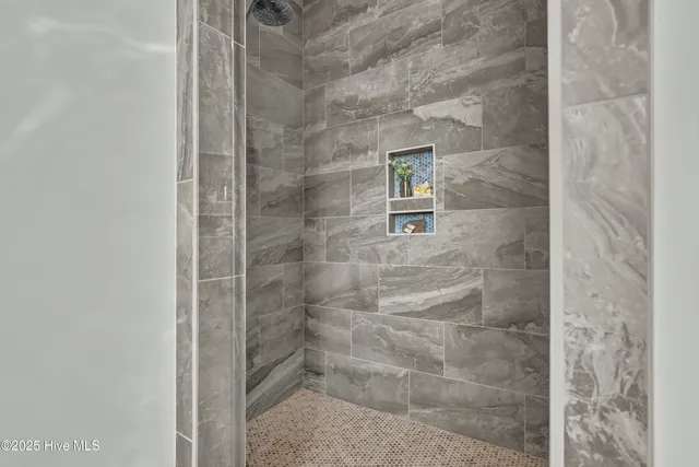 $682,521 | 813 Sweetgrass Street, Holly Ridge, NC 28445