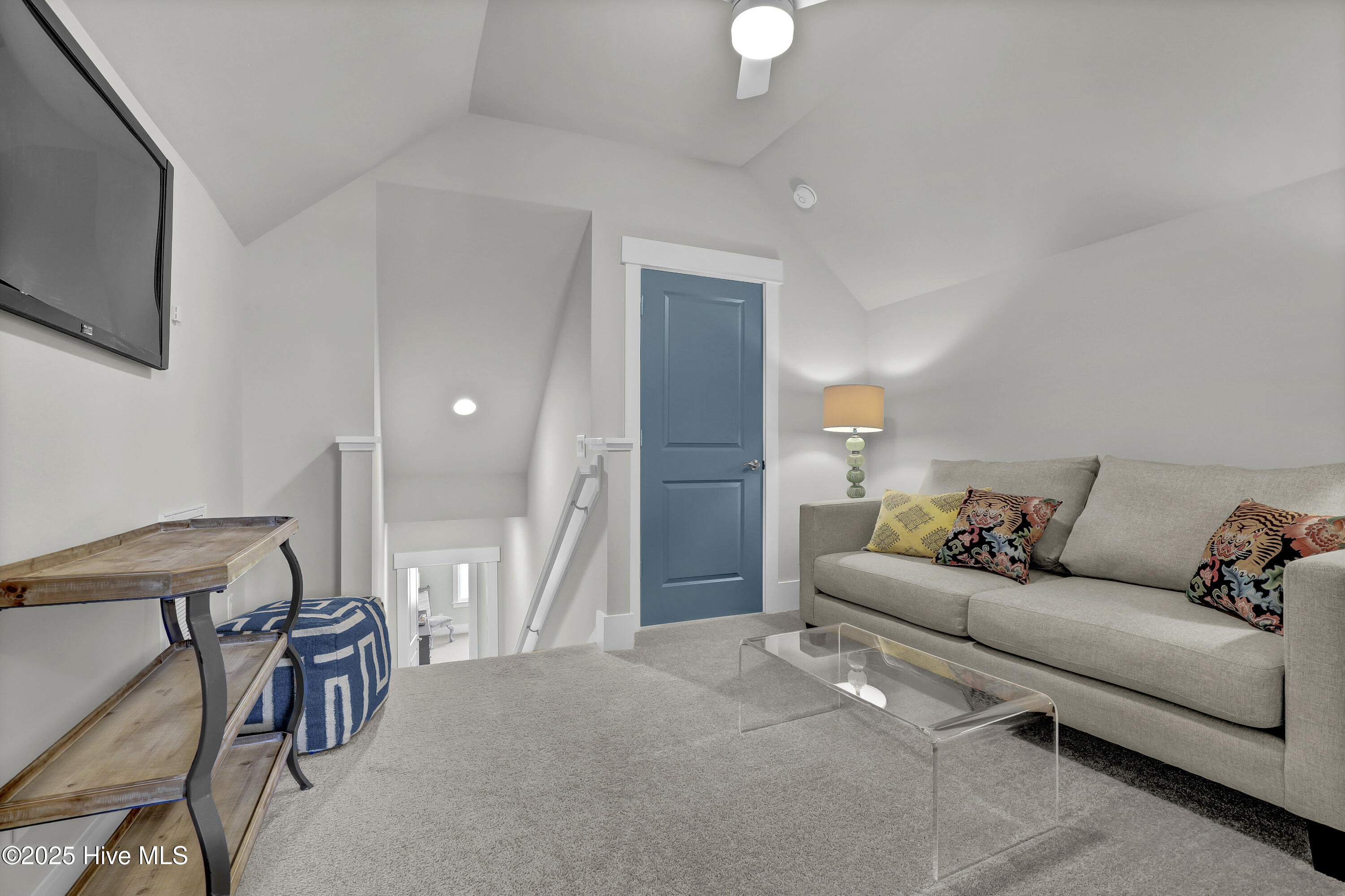 813 Sweetgrass Street Holly Ridge, NC 28445 - Photo 24 of 87 Lounge upstairs