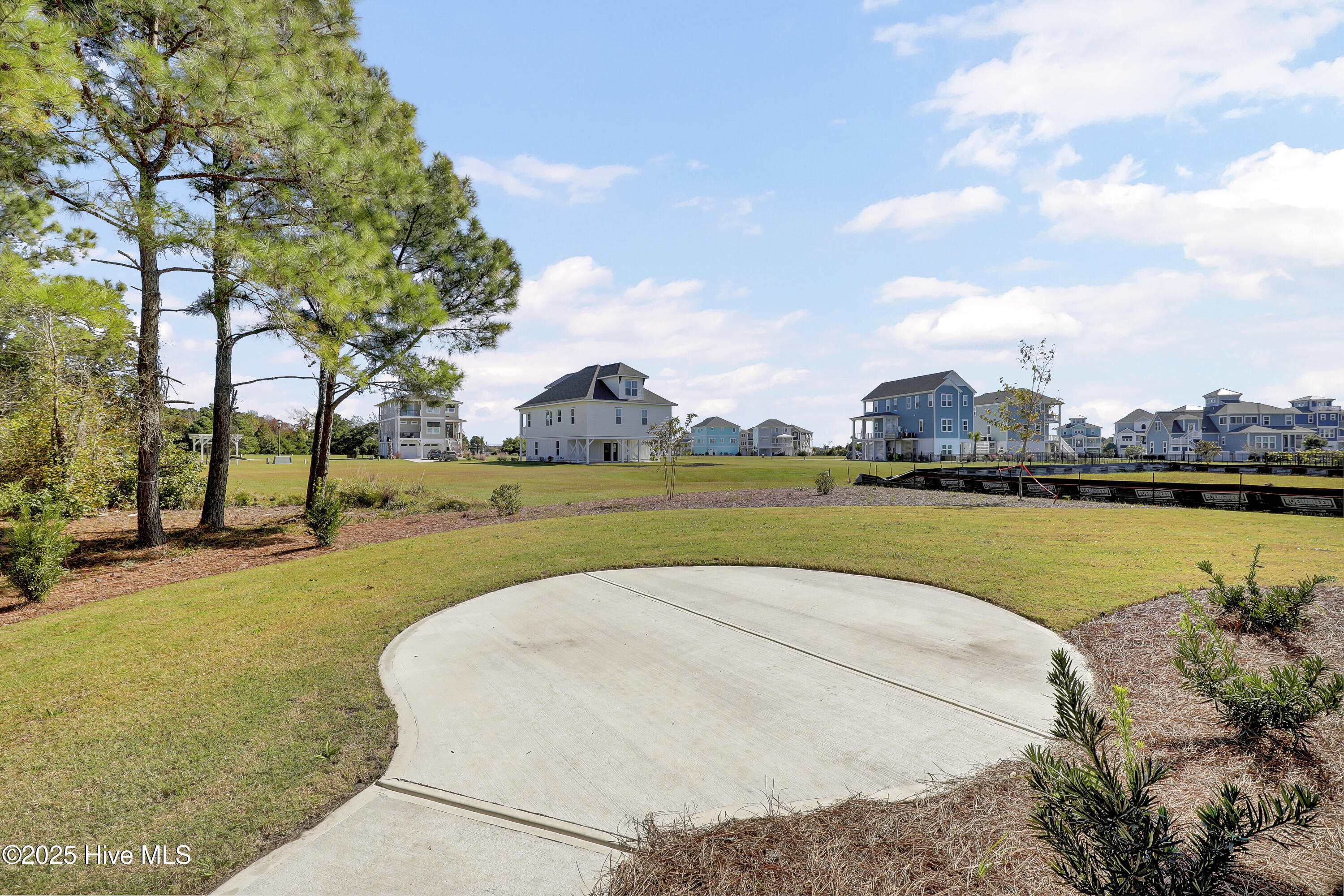 813 Sweetgrass Street Holly Ridge, NC 28445 - Photo 25 of 87 Or your chairs
