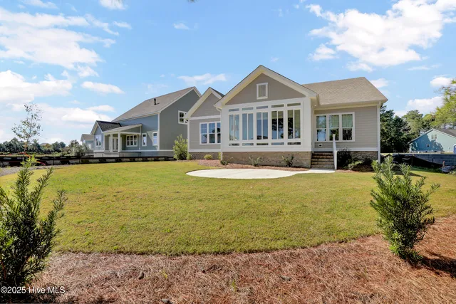 $682,521 | 813 Sweetgrass Street, Holly Ridge, NC 28445