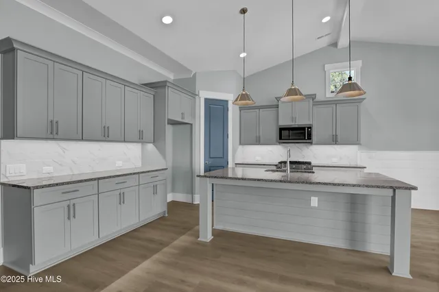 $682,521 | 813 Sweetgrass Street, Holly Ridge, NC 28445