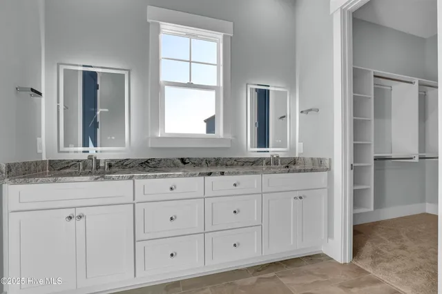 $682,521 | 813 Sweetgrass Street, Holly Ridge, NC 28445