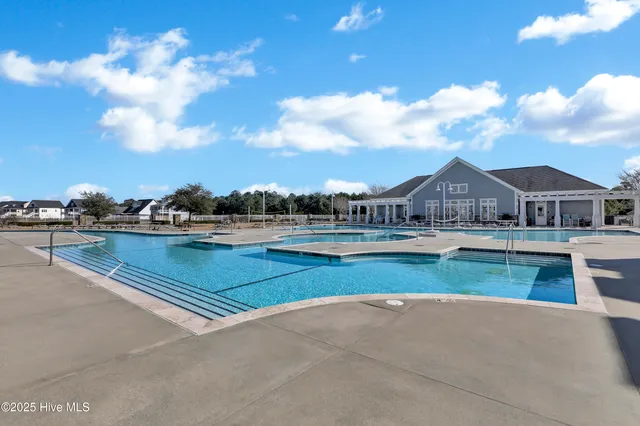 $682,521 | 813 Sweetgrass Street, Holly Ridge, NC 28445