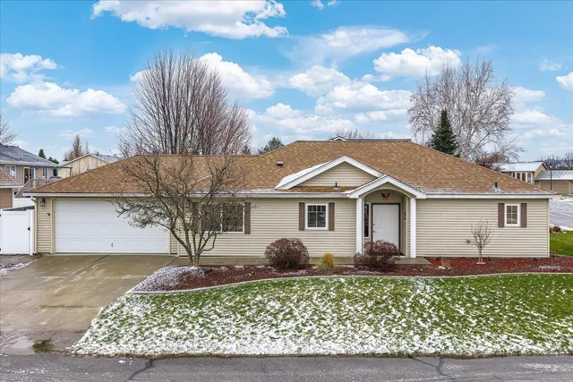 $449,000 | 1620 North Harmony Lane, Greenacres, WA 99016