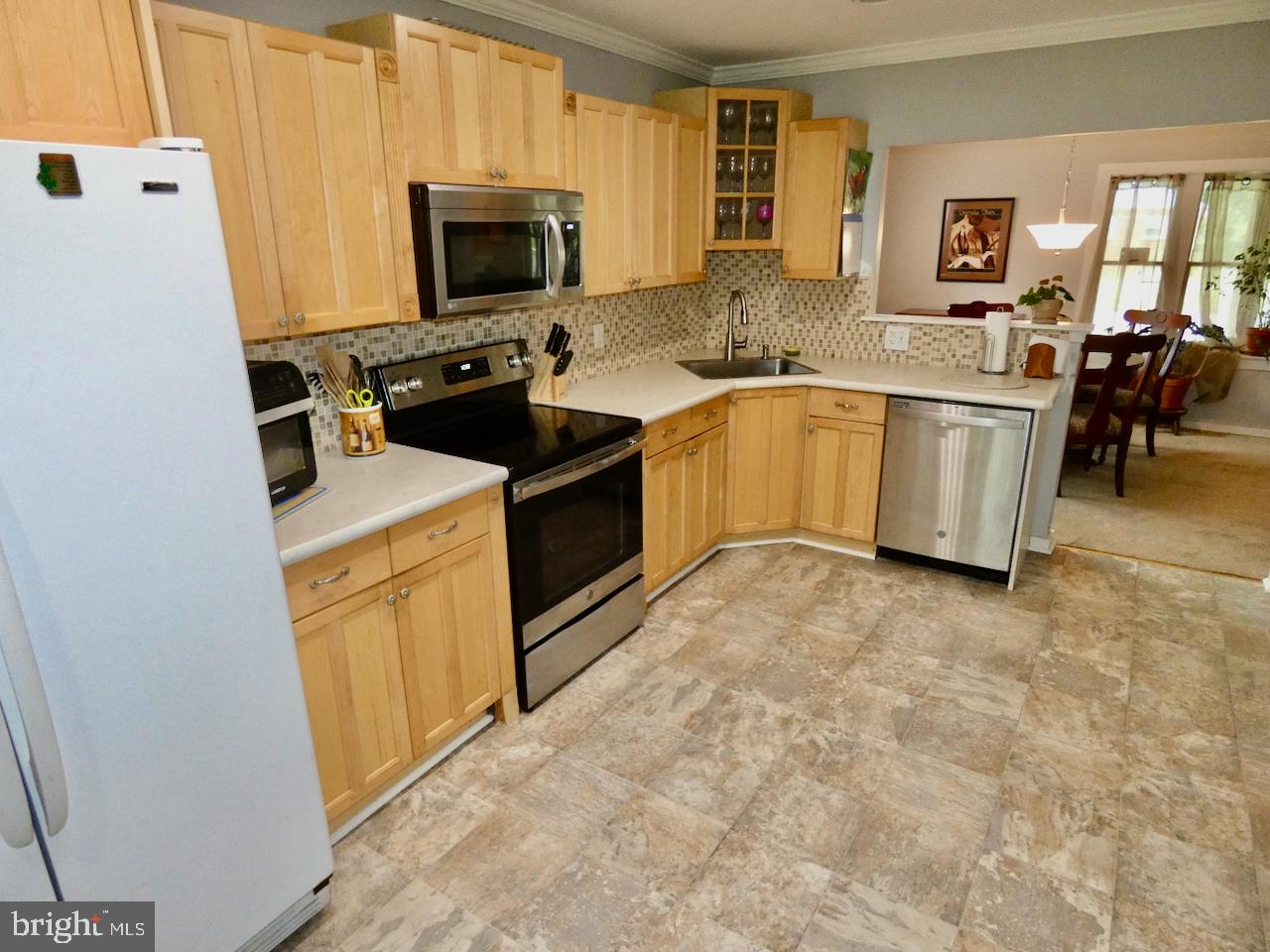 135 Ridgeland Road Wilmington, DE 19803 - Photo 8 of 22 Kitchen