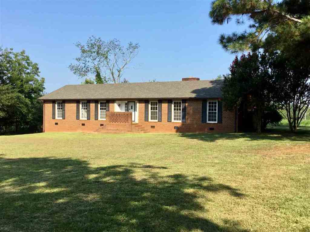 817 Broadway School Road Belton, SC 29627 - Photo 2 of 22