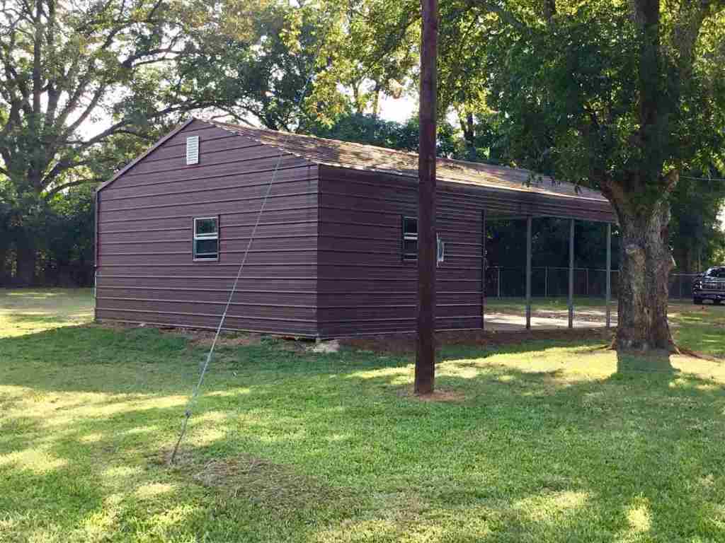 817 Broadway School Road Belton, SC 29627 - Photo 4 of 22