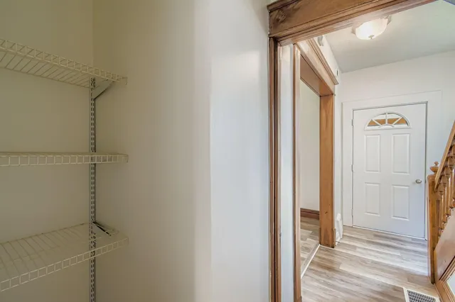 $2,599 | 915 X Fuller Avenue, St. Paul, MN 55104