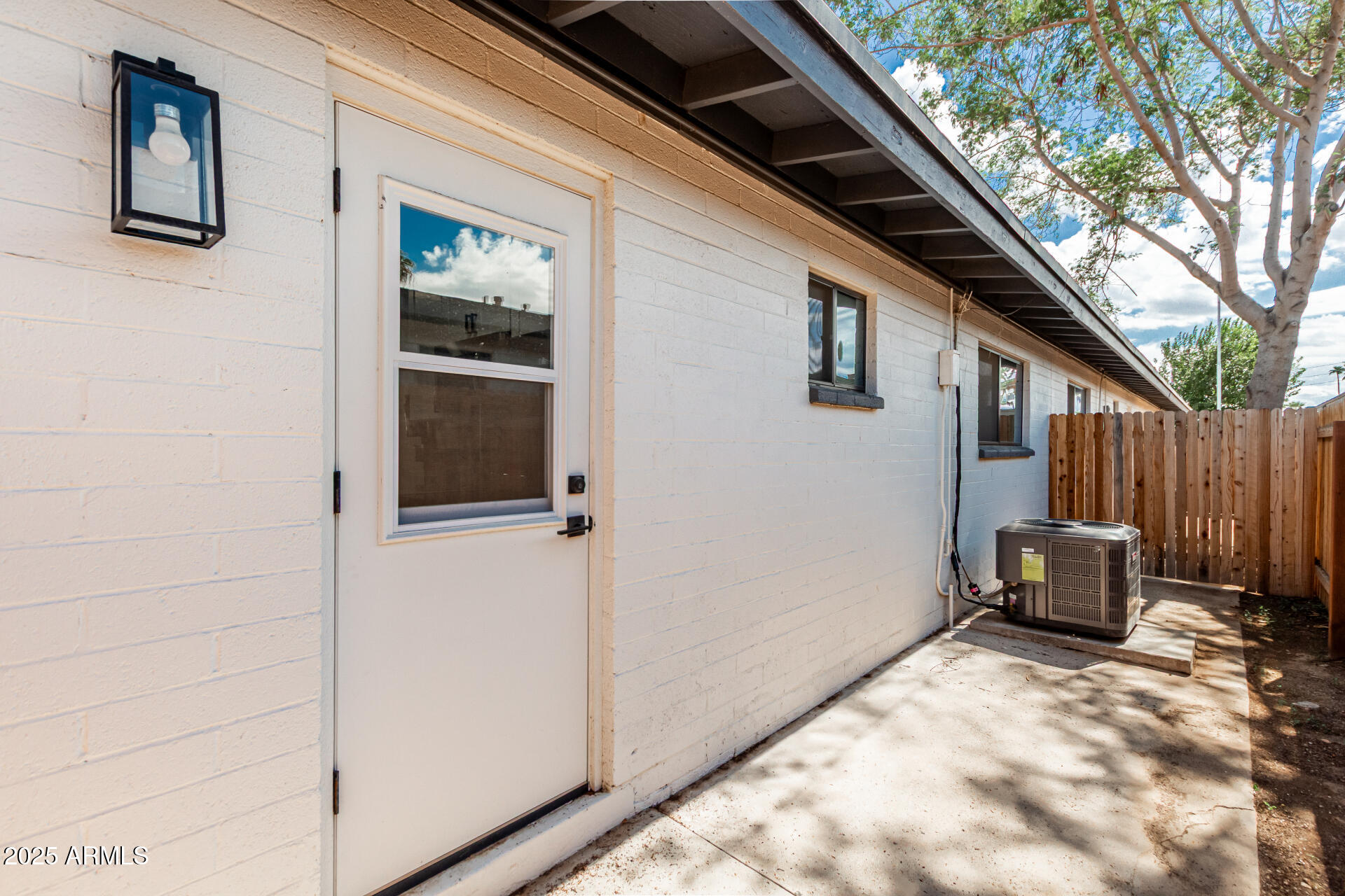 6628 East Avalon Drive, Unit 1 Scottsdale, AZ 85251 - Photo 24 of 29 a backyard of a house with seating space