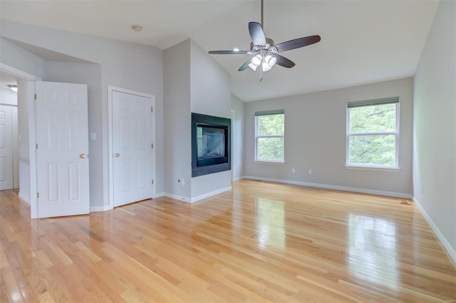 831 Larkin Avenue Creve Coeur, MO 63141 - Photo 25 of 56