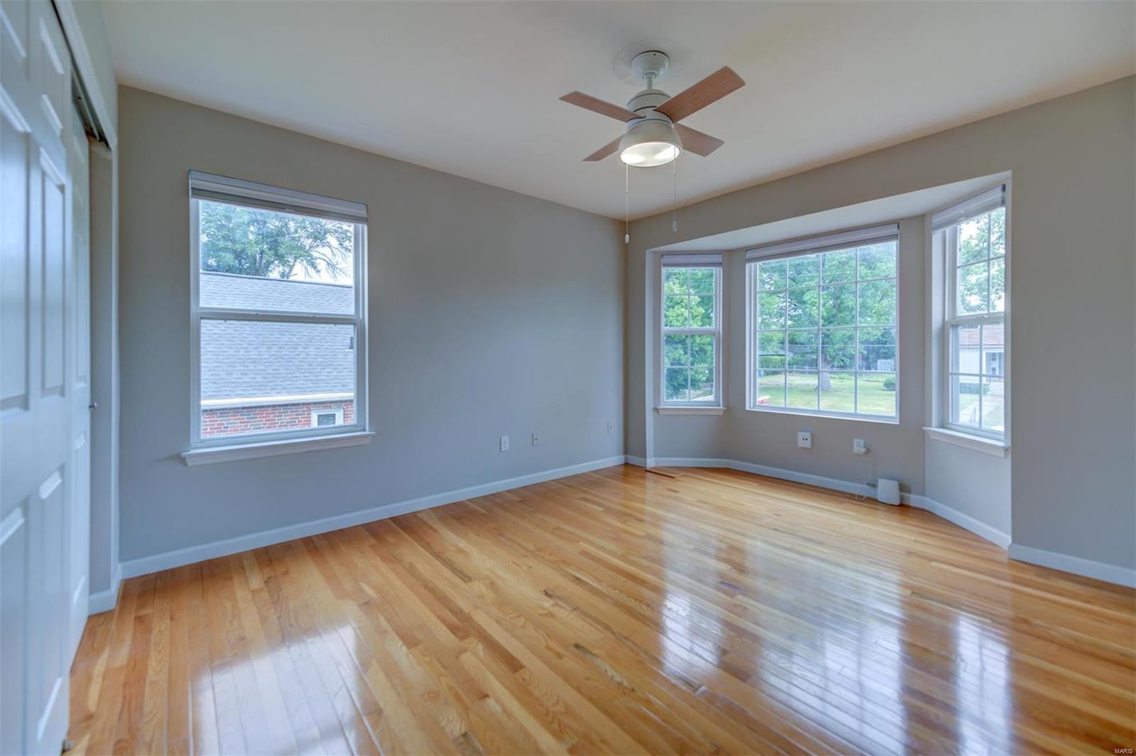 831 Larkin Avenue Creve Coeur, MO 63141 - Photo 33 of 56