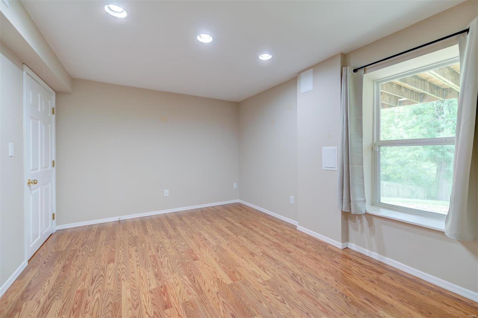 831 Larkin Avenue Creve Coeur, MO 63141 - Photo 42 of 56