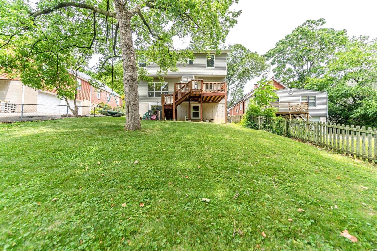 831 Larkin Avenue Creve Coeur, MO 63141 - Photo 51 of 56