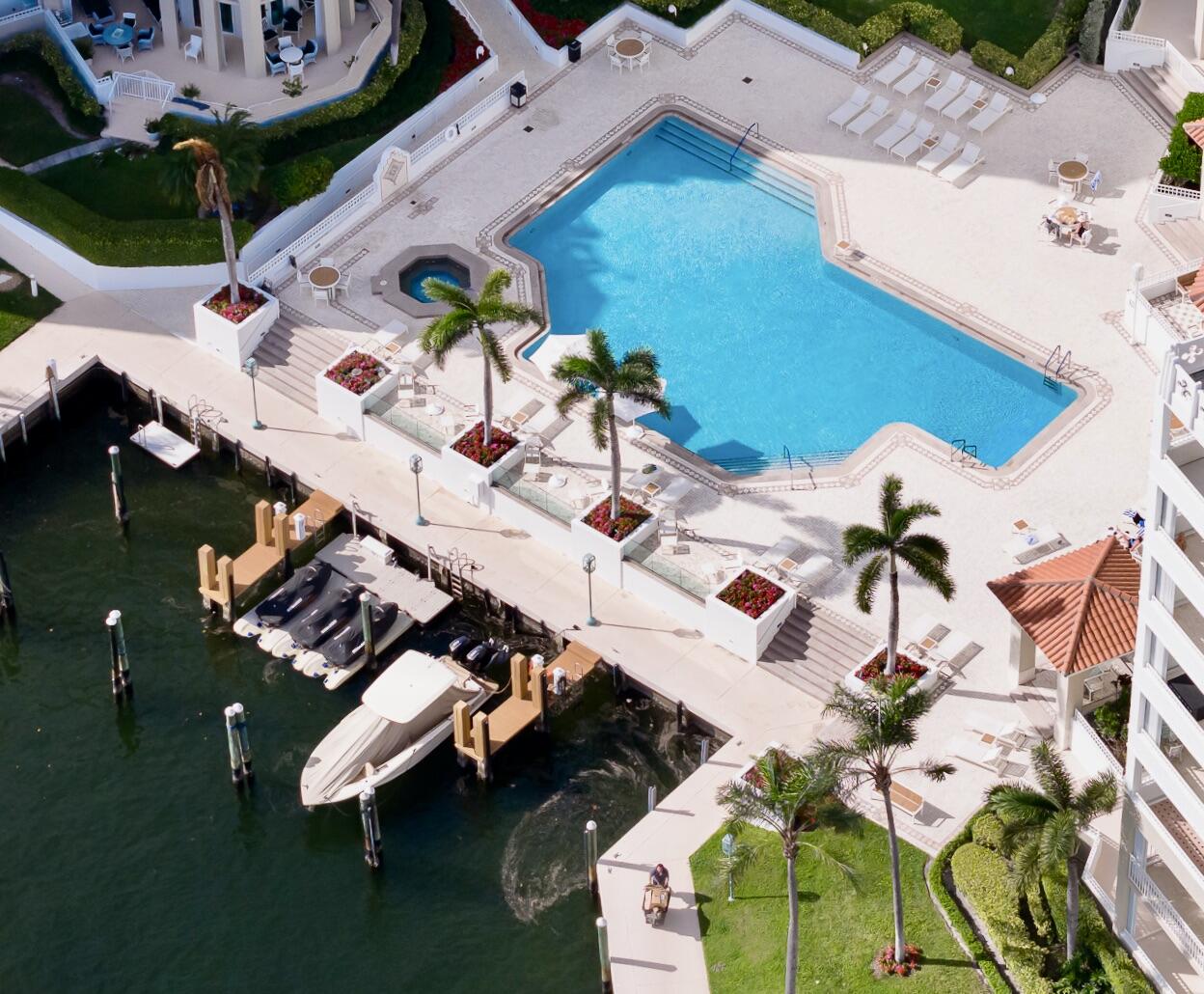 300 Southeast 5th Avenue, #PH-140 Boca Raton, FL 33432 - Photo 33 of 72 photo-51