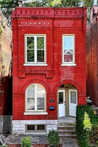 $225,000 | 2712 Allen Avenue, St. Louis, MO 63104