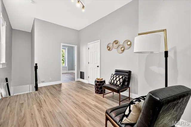 $225,000 | 2712 Allen Avenue, St. Louis, MO 63104