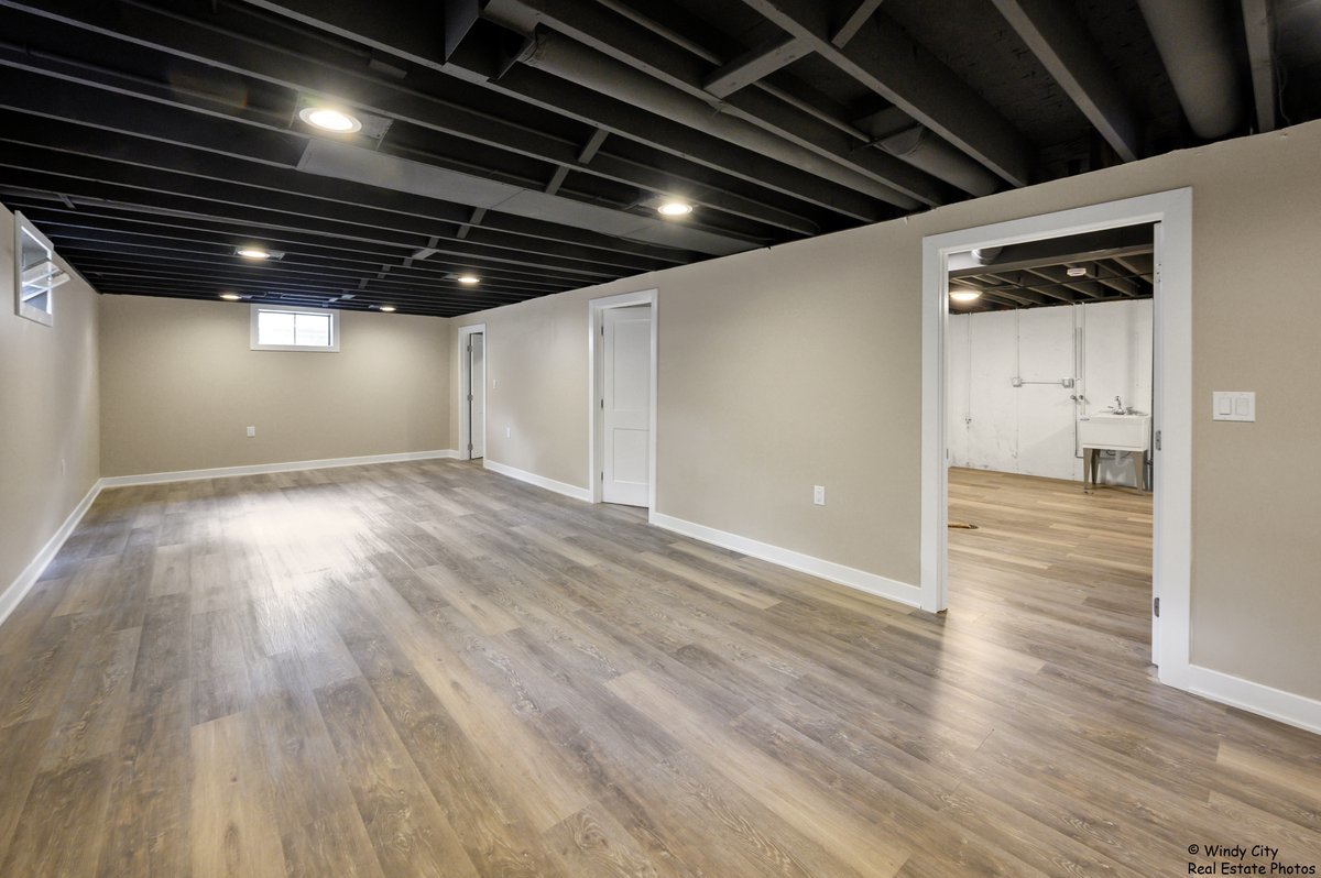 381 Purdue Lane Elgin, IL 60123 - Photo 9 of 9 Gallery Image 9
