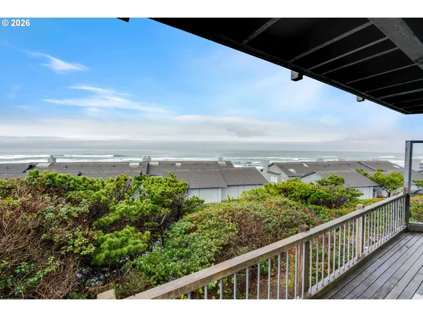 $575,000 | 4175 Highway 101, Unit G1, Depoe Bay, OR 97341