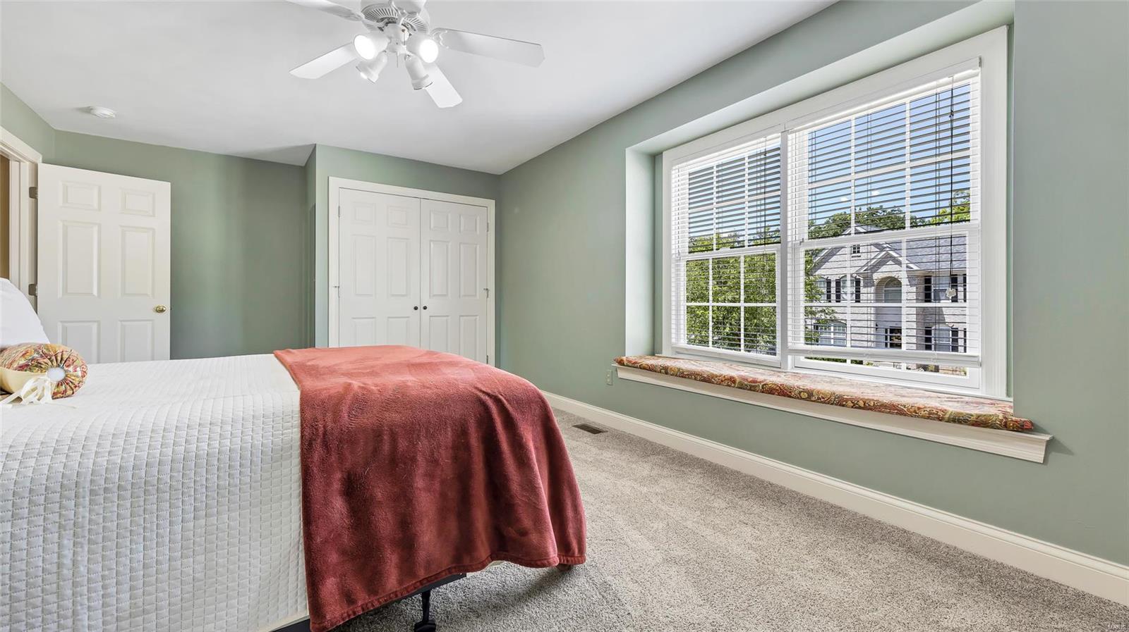 936 Legends View Drive Eureka, MO 63025 - Photo 42 of 69