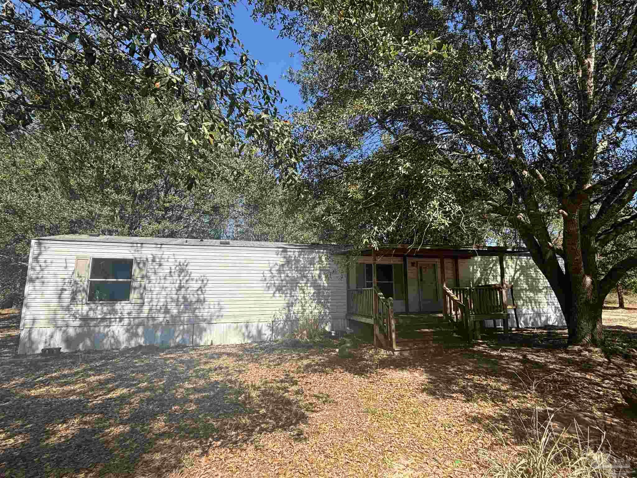 9510 Nichols Lake Road Milton, FL 32583 - Photo 1 of 6 Gallery Image 1