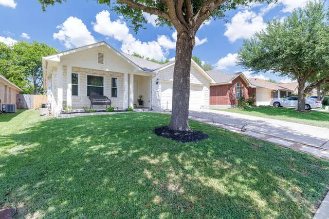 $2,400 | 213 Chandler Crossing Trail, Round Rock, TX 78665