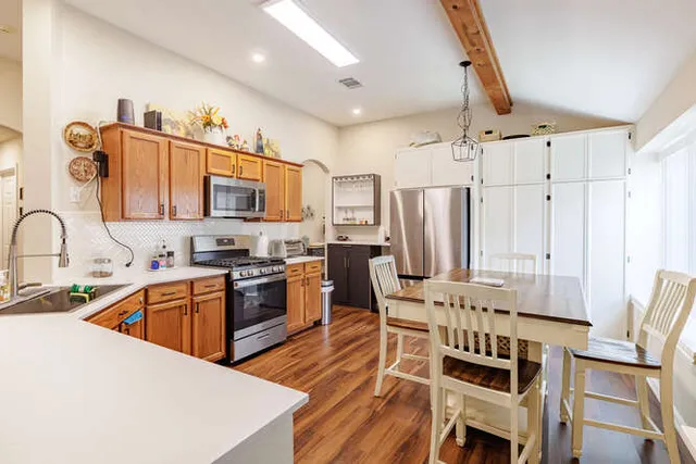 $2,400 | 213 Chandler Crossing Trail, Round Rock, TX 78665