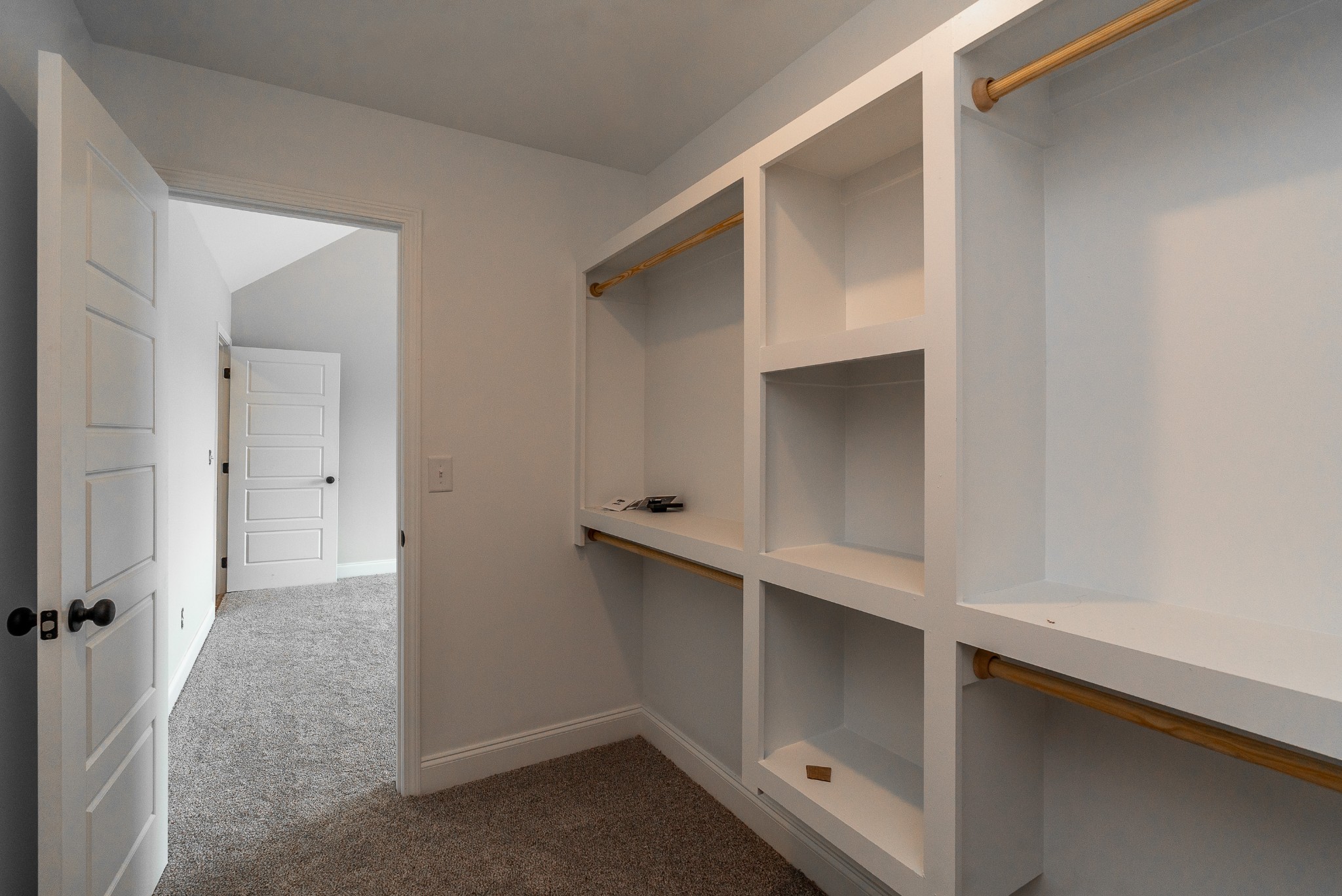 4144 Dot Road Springfield, TN 37172 - Photo 38 of 52 a view of an empty walk in closet