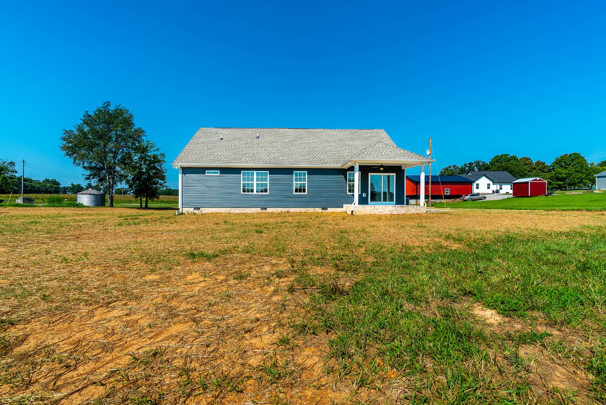4144 Dot Road Springfield, TN 37172 - Photo 9 of 52 a front view of a house with a garden
