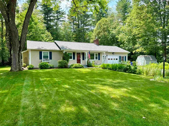 $525,000 | 8 Clough Street, Bow, NH 03304