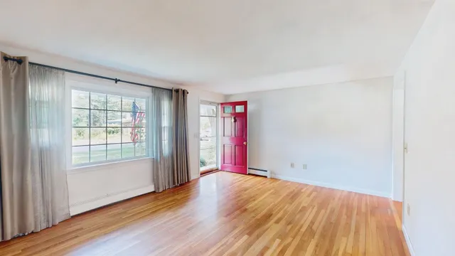 $525,000 | 8 Clough Street, Bow, NH 03304