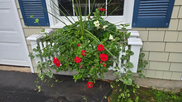 $525,000 | 8 Clough Street, Bow, NH 03304