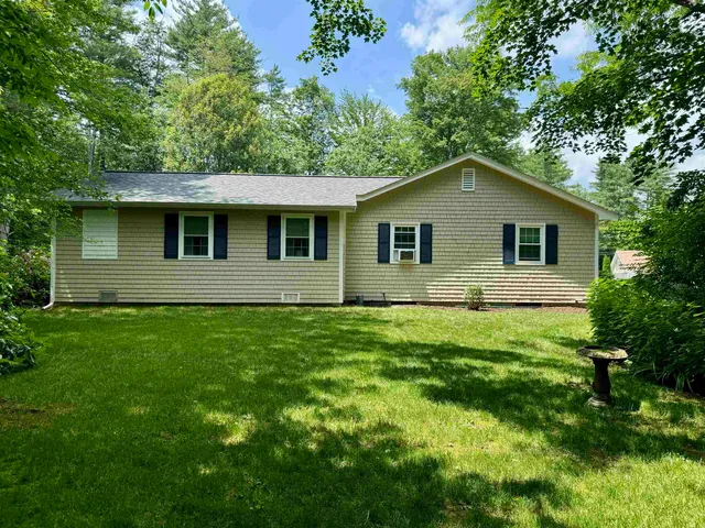 $525,000 | 8 Clough Street, Bow, NH 03304