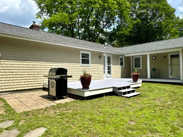 $525,000 | 8 Clough Street, Bow, NH 03304