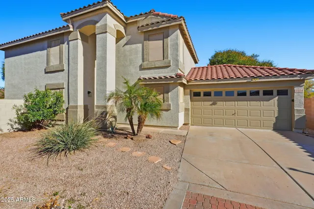 $2,800 | 2354 East Palm Beach Drive, Chandler, AZ 85249